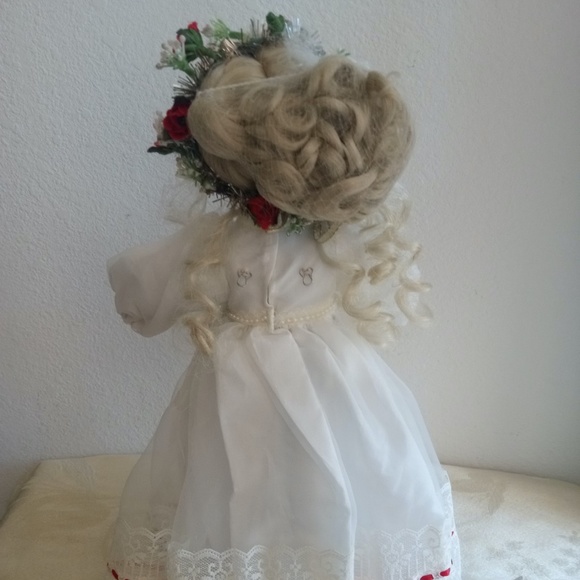 Angel of LOVE w Bird Porcelain Doll Patrica Rose w Box - Picture 8 of 11